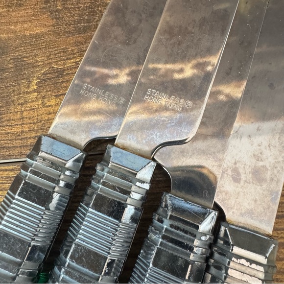 Vintage Emerald Green Lucite Handle Flatware Set Stainless Taiwan Hong Kong 15pc - Picture 8 of 8